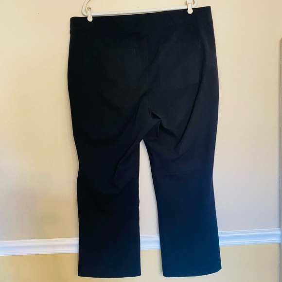 SPANX Polished Kick Flare Black Shaping Crop Pants Size 2X Tall NWT - Picture 2 of 15